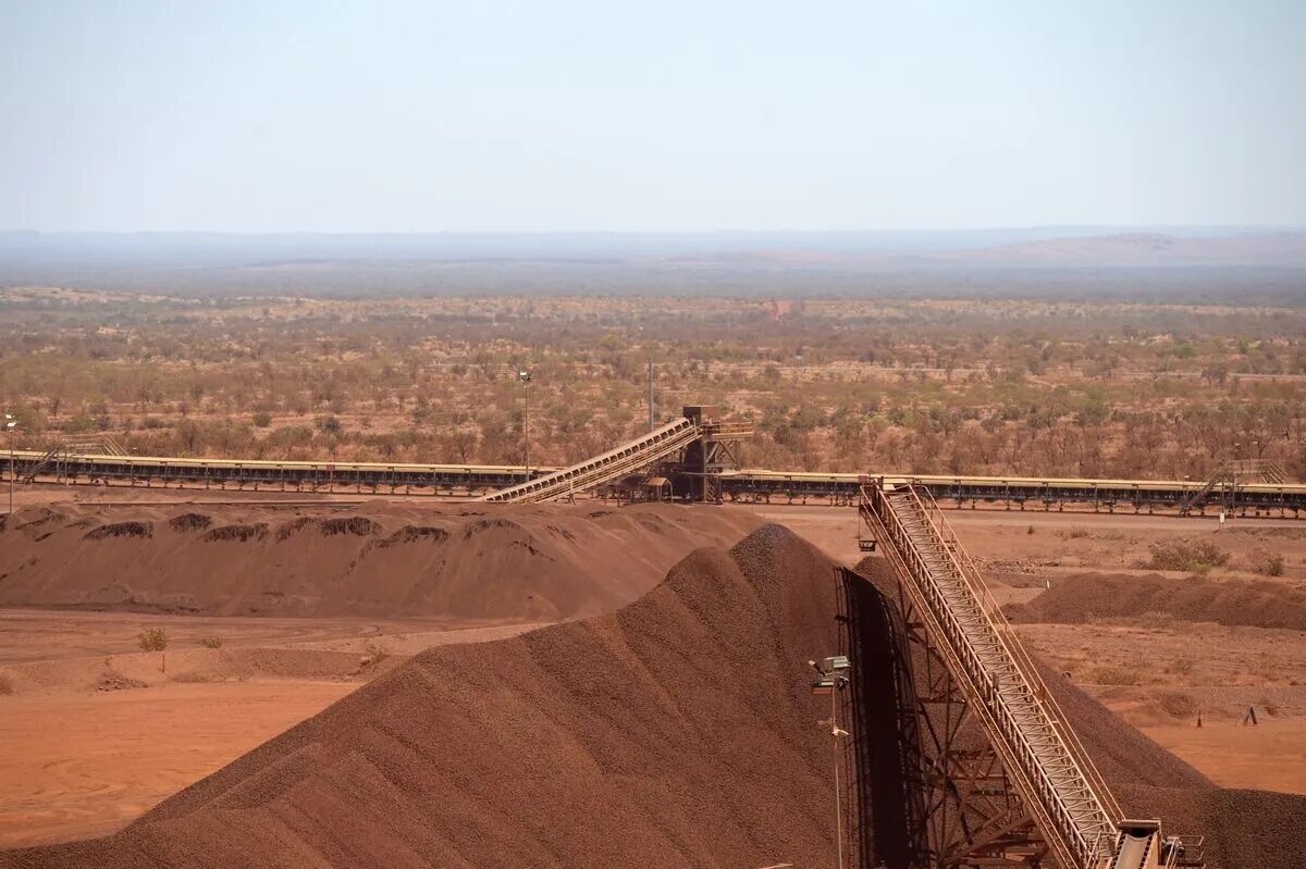 A$1.9 Billion Bauxite Project Targets Larger Capesize Vessels