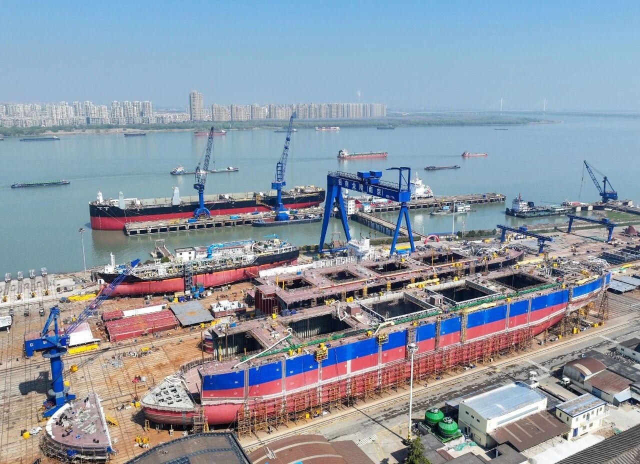 Global Newbuilding Orderbook Hits Historic High: Delivery Capacity Faces Major Test Behind the Boom