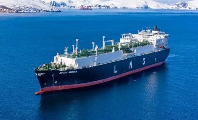 订单腰斩！2025年替代燃料船舶订单骤降53%